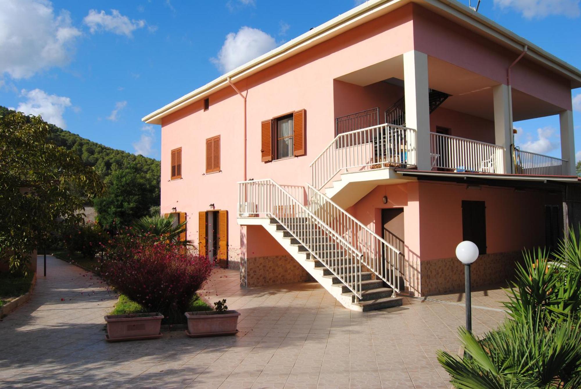 Arenosu25 Bed & Breakfast